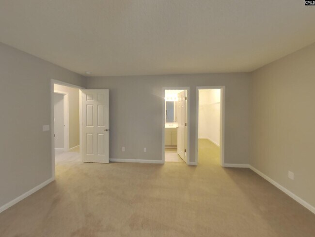 Building Photo - 124 Wigmore Ln