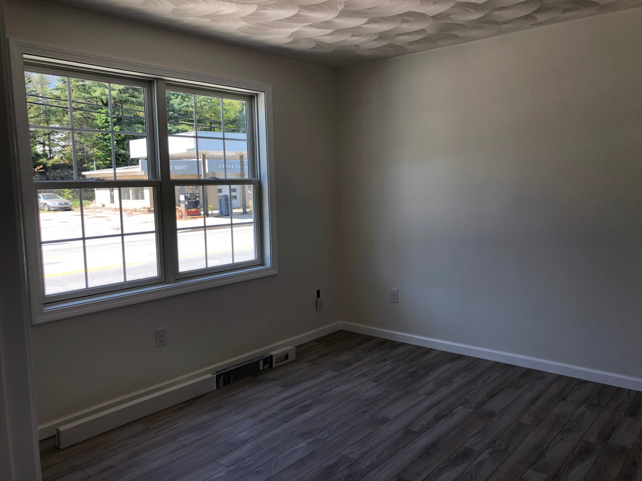 Bedroom - 697 Putnam Pike