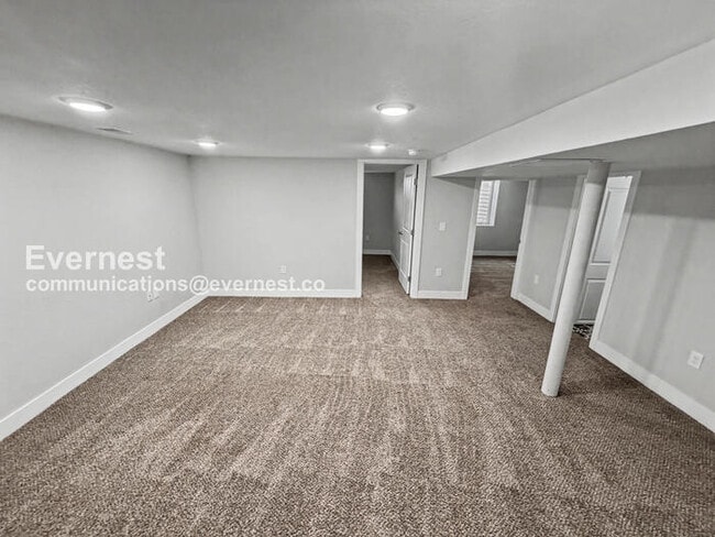 Building Photo - 3875 S Bannock St