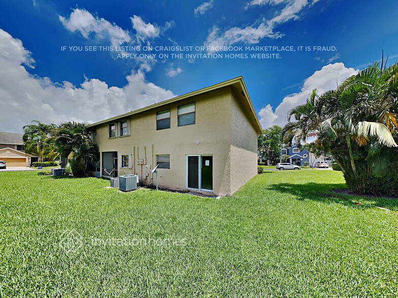 Building Photo - 5818 Northpointe Ln