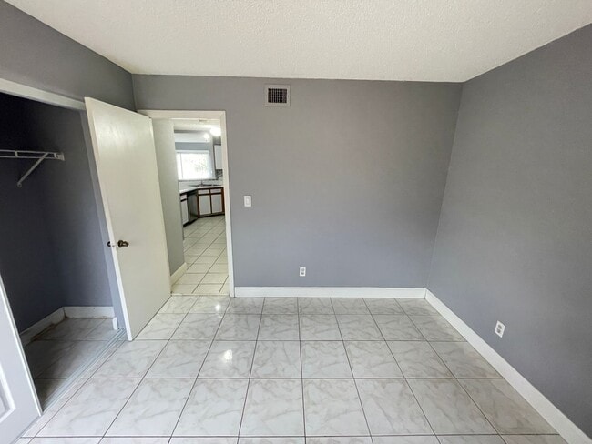 Building Photo - 3401 NW 44th St