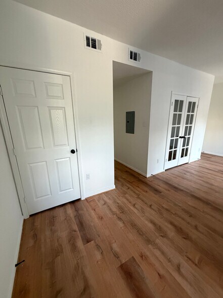 Building Photo - 2323 Fairwind Rd