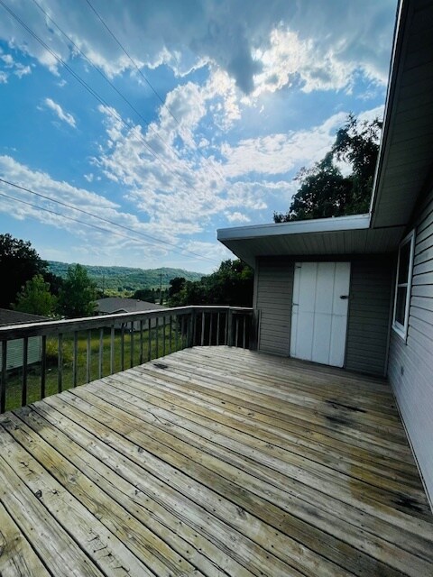 Building Photo - Branson Single Family Home