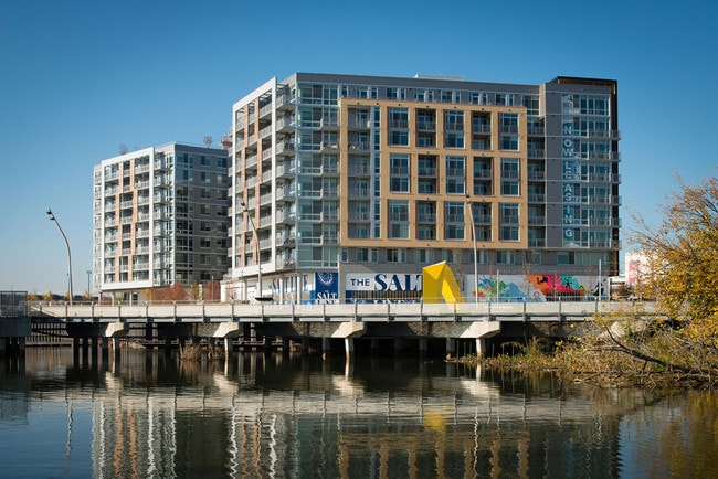Building Photo - Dock 79