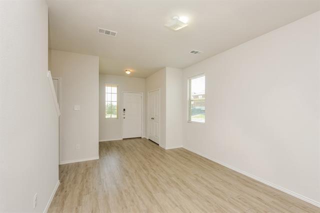 Building Photo - 8348 Yaupon Holly Trl