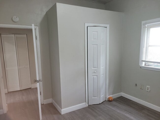 Building Photo - 1215 Historic Goldsboro Blvd