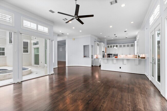 Building Photo - 4626 Braeburn Dr