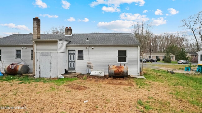 Building Photo - 43 Story St