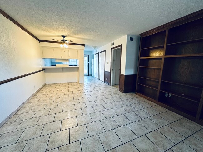 #3 Living Space - WestWall Apartments