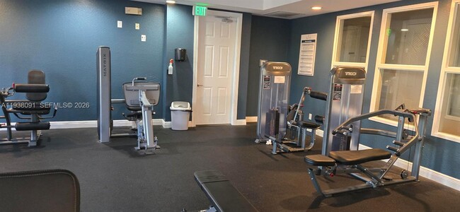 Building Photo - 5818 Hampton Hills Blvd