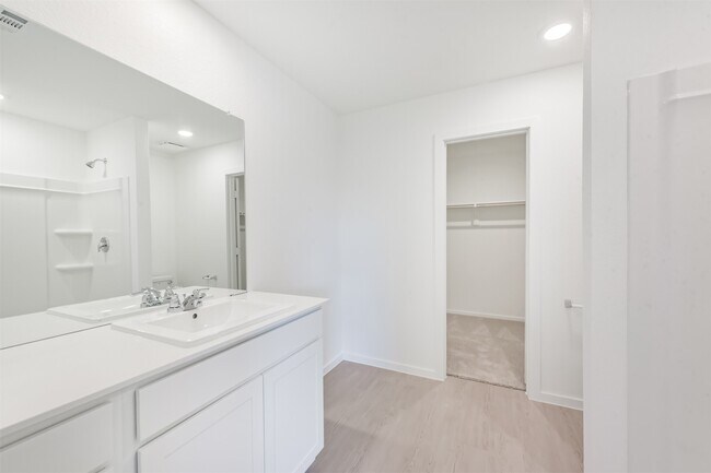 Building Photo - 710 Zuppino Ln