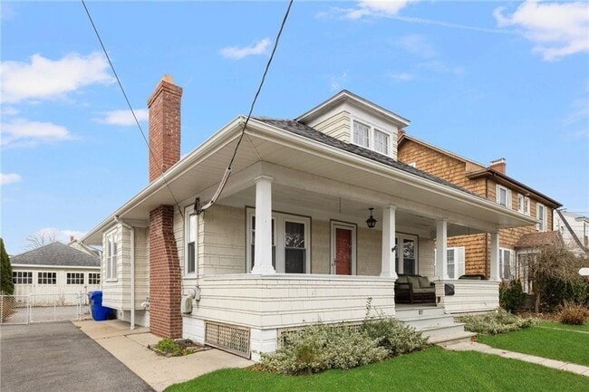 Building Photo - 87 Grosvenor Ave