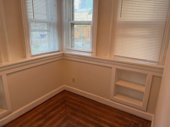 Building Photo - 312 South Upper Street, Lexington KY (Thir...