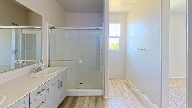 Building Photo - 40186 Birchfield Dr