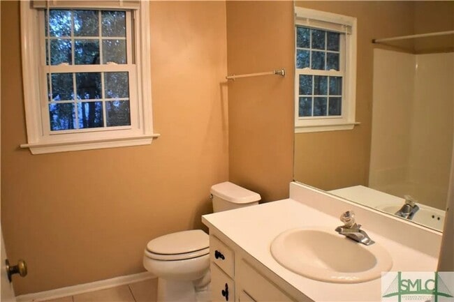 Building Photo - Entire Home | 2 Bedroom 1 Bathroom | For Rent | Great Neighborhood