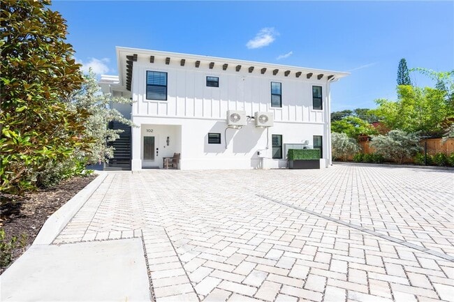 Building Photo - 1234 15th St