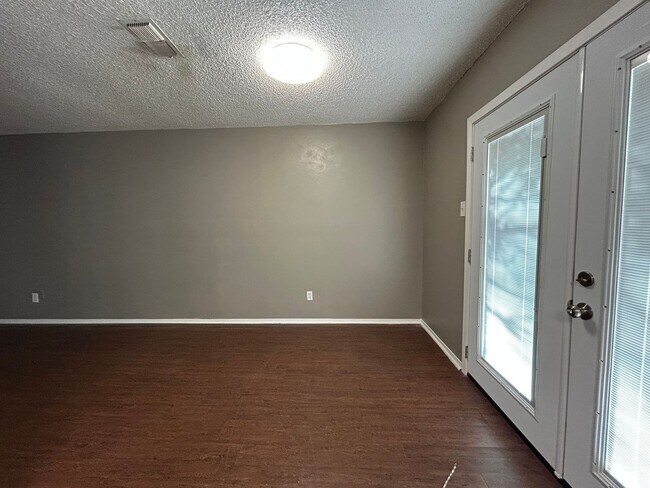 Building Photo - Saginaw Texas Homes for Rent "Eagle Mtn-Sa...