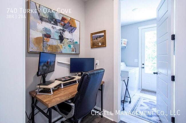 Building Photo - 740 Turkey Oak Cv