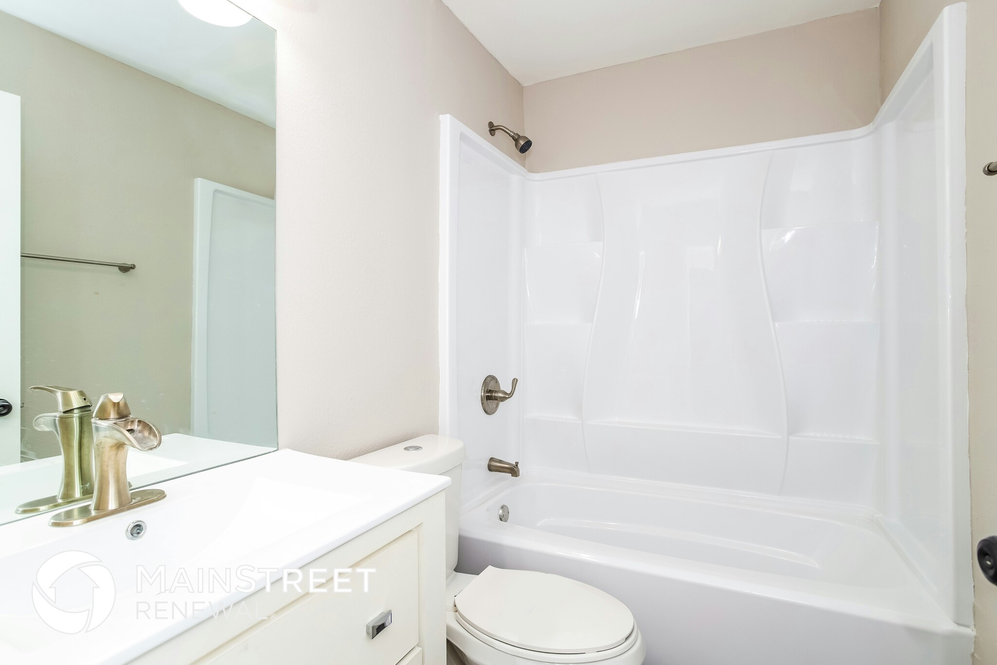 Building Photo - 2478 Pine Chase Cir