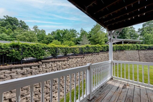 Building Photo - 1125 Arbor Creek Dr