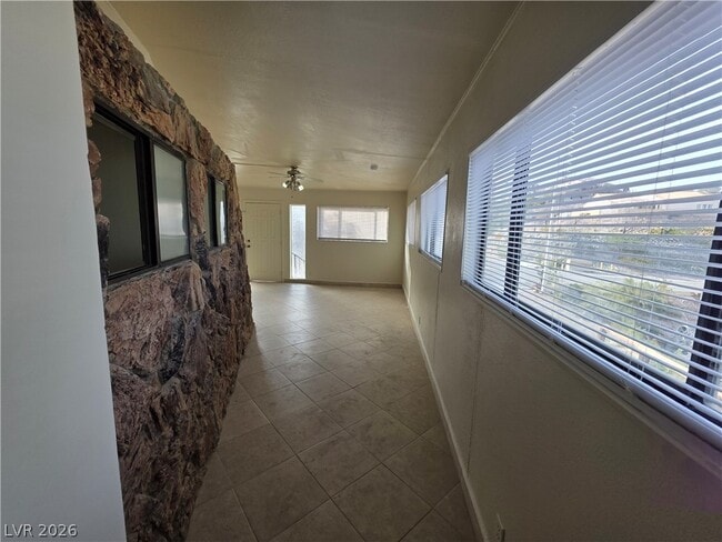 Building Photo - 1427 San Felipe Dr