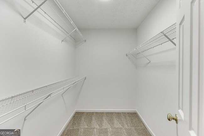 Building Photo - 164 Beacon Dr