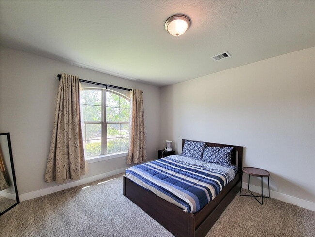 Building Photo - "Spacious 4-Bedroom Haven in Katy, TX with 3.5 Baths – Your Ideal Family Retreat Awaits!"
