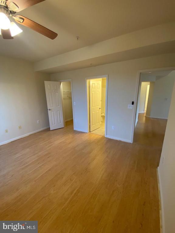 Building Photo - 20445 Chesapeake Square