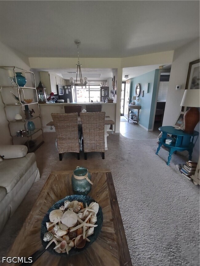 Building Photo - 13076 Cross Creek Ct