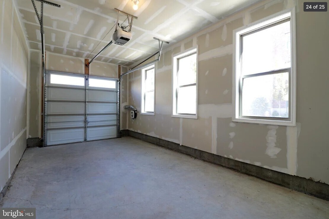 Building Photo - 23631 Havelock Walk Ter