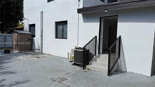 Building Photo - 2238 NW 5th St