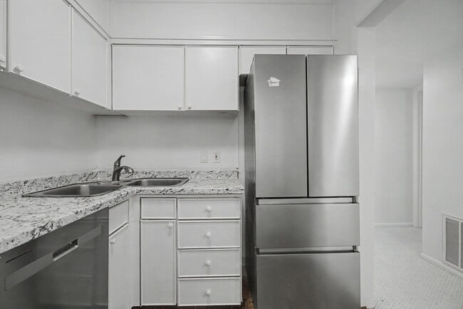 Building Photo - 116 Harding Pl