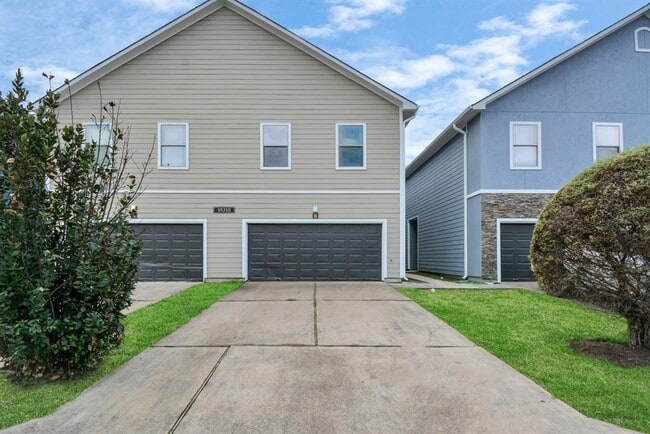 Building Photo - 15410 Addicks Stone Dr