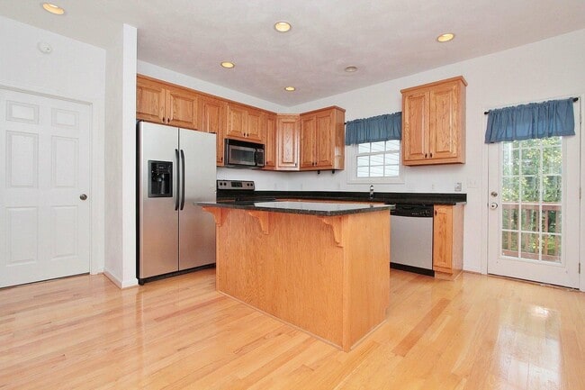 Building Photo - 2359 Wolf Run