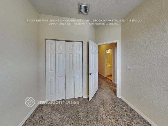 Building Photo - 187 E Thatch Palm Cir