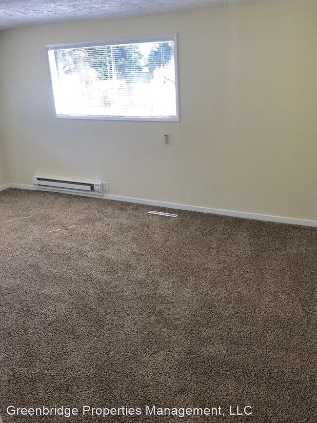 Building Photo - 4 br, 2 bath House - 4214 NE Highland Ct.