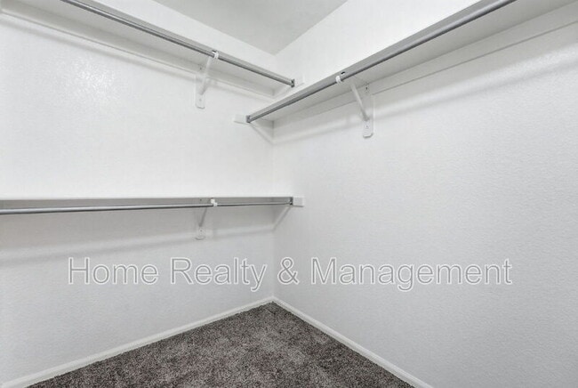 Building Photo - 13223 Quivas St