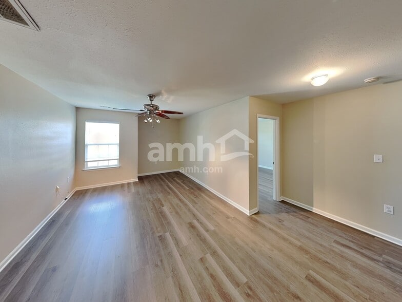 Building Photo - 13827 Allison Forest Trl