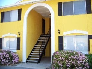 Building Photo - 800 Broward Rd