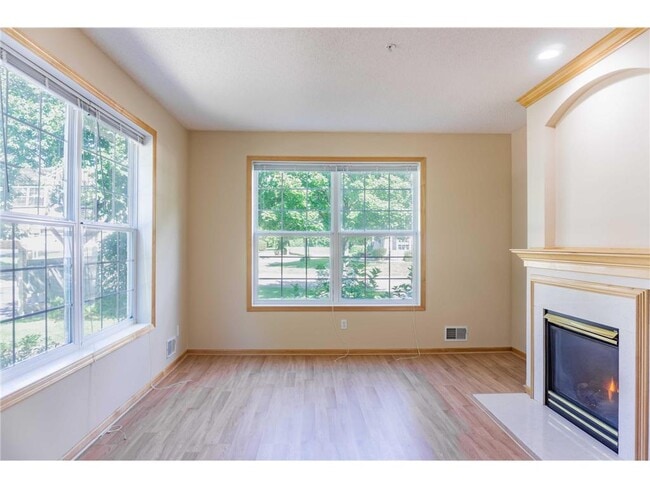 Building Photo - 875 Braunworth Ct