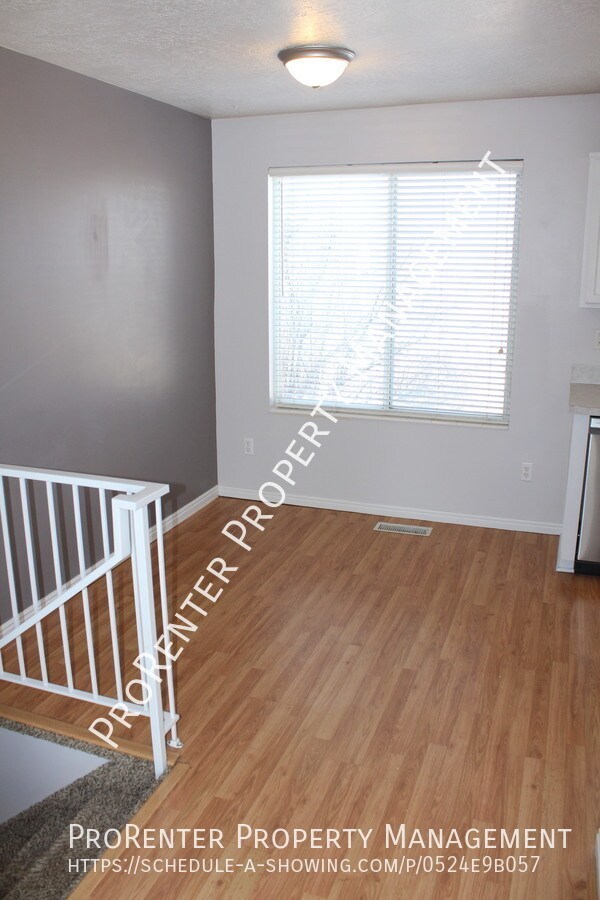 Building Photo - 2176 1630 N St