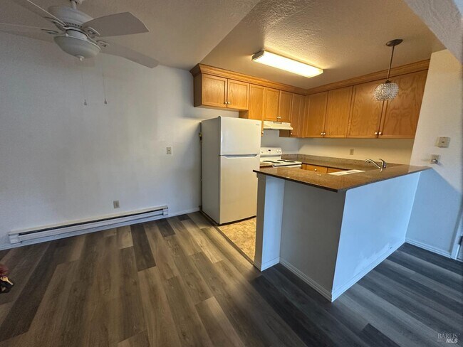 Building Photo - 1333 N Camino Alto