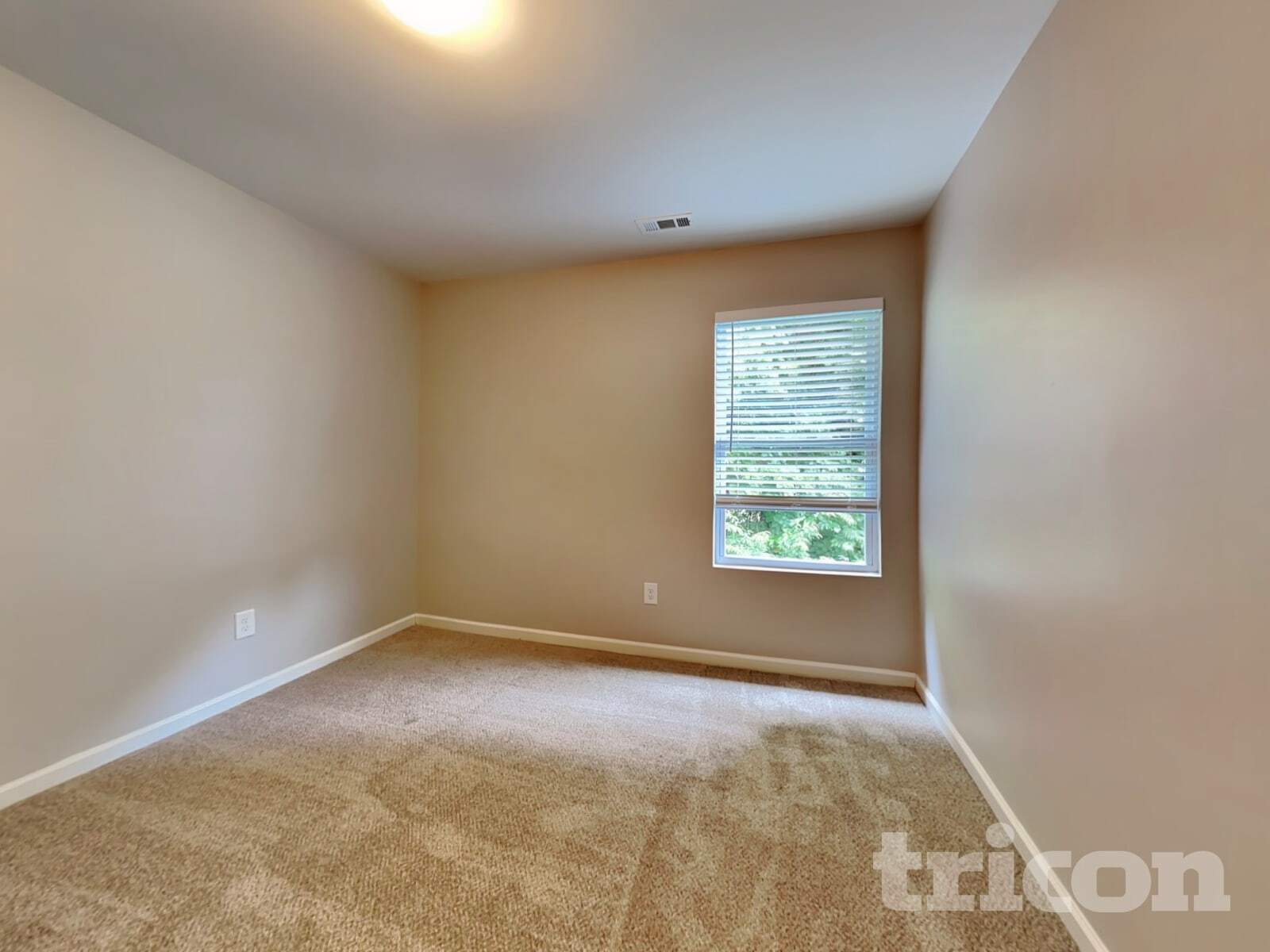 Building Photo - 2079 Aragon Lane