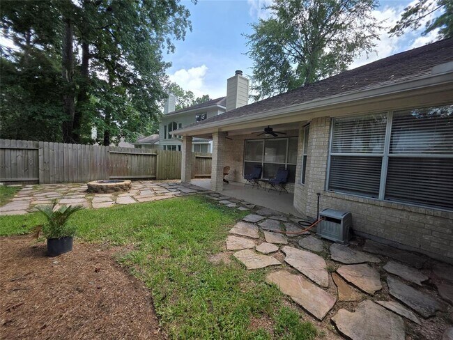 Building Photo - 126 S Millport Cir