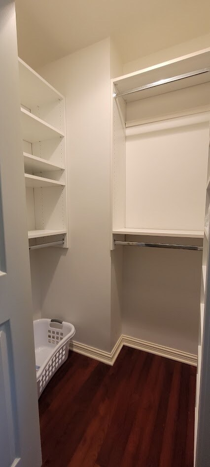 Building Photo - 547 Neff Rd