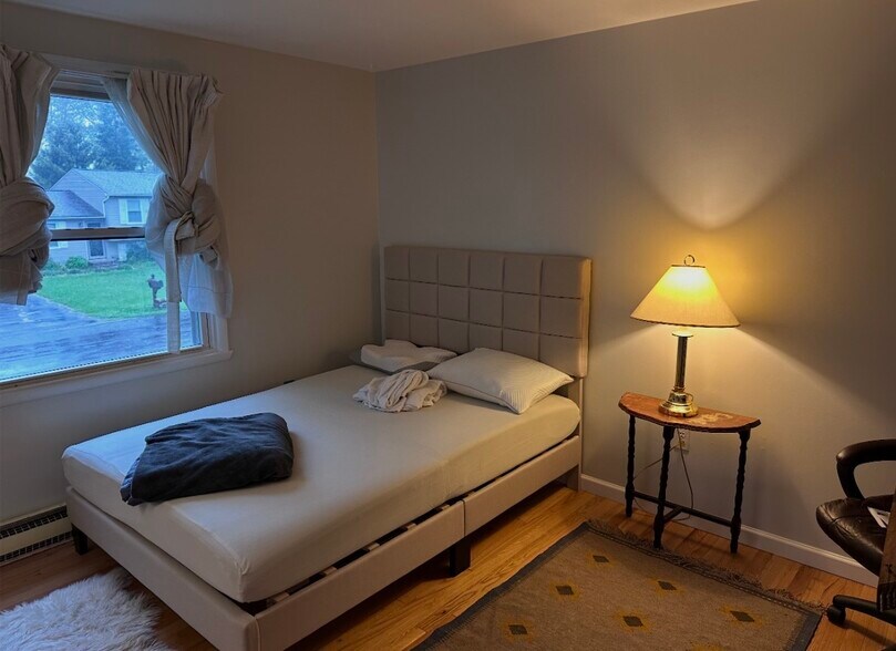 2nd Bedroom - 8357 Redwing Dr