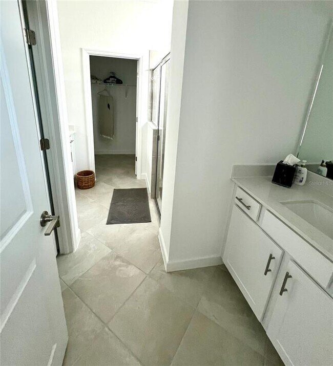 Building Photo - 8057 Shr Lk Dr