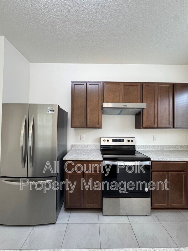 Building Photo - 7163 Cruz Ct