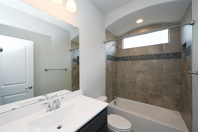 Building Photo - 2412 Indian Head Dr