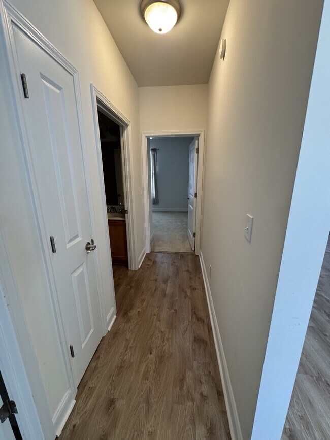 Building Photo - 50 Turning Stone Boulelvard